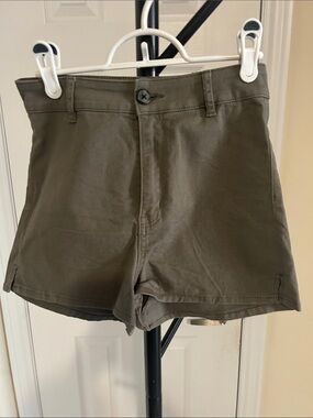 H&M Olive High-Waist Shorts